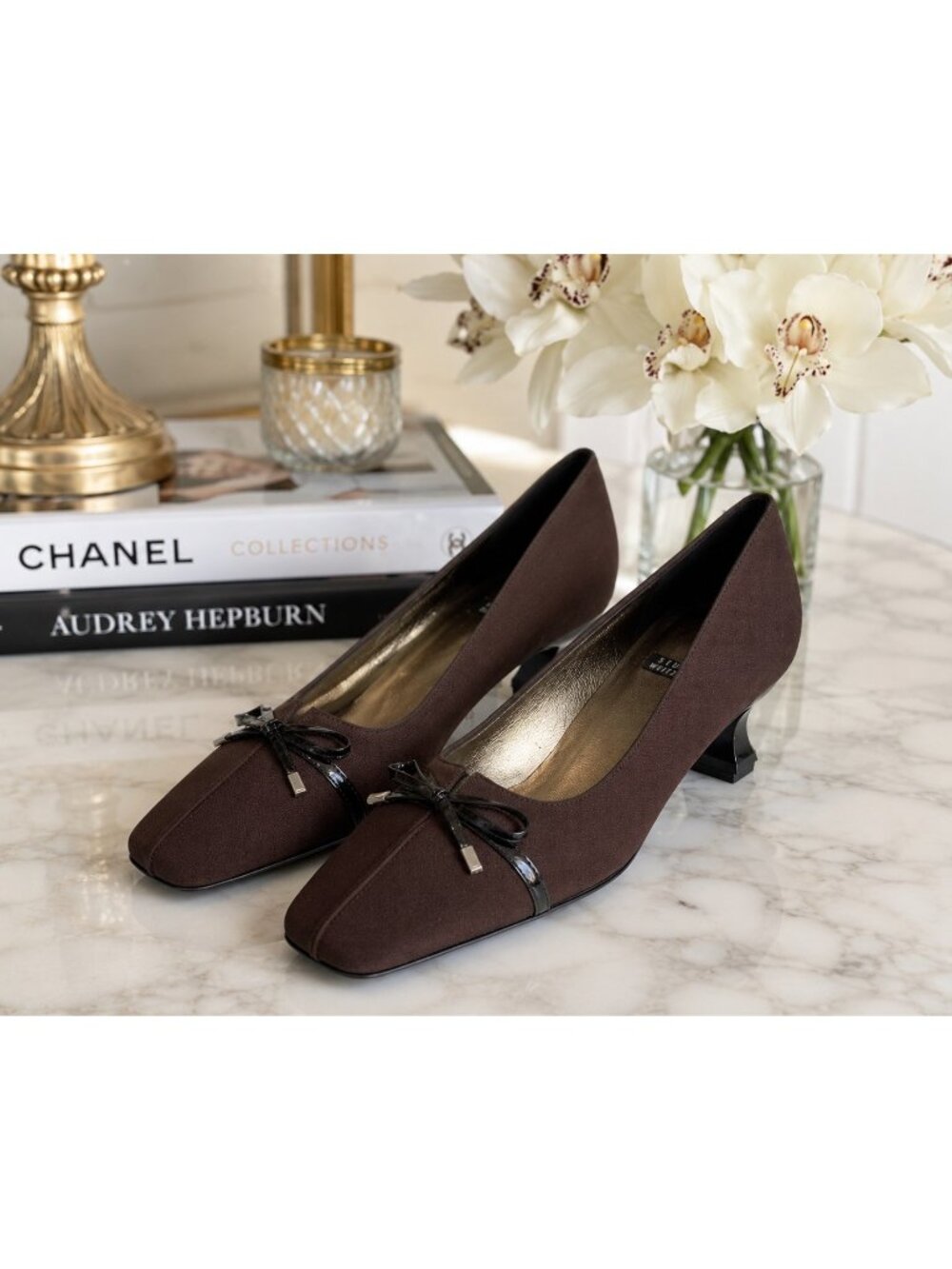Y2K VTG Stuart Weitzman Brown Square-Toe Low Heels Bow Detail Size 8 AA Spain
